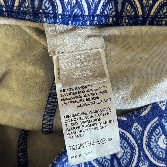Chico's Travelers Women's Blue White Printed Crepe Pull-On Ankle Pants Size 10 R - Picture 3 of 9